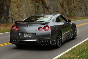 深圳南山区急用钱找生意贷款公司靠谱吗全方位解析